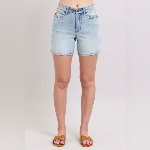 Judy Blue Pants - Judy Blue 2 Button Denim Shorts with Pockets Plus Size Light Blue Denim Shorts​